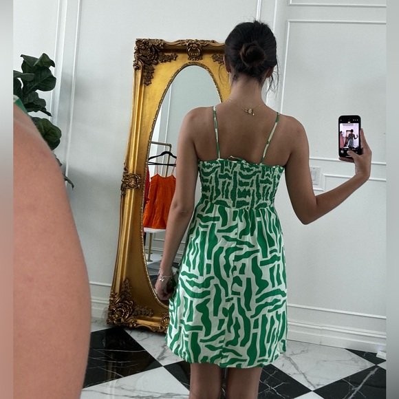 Faithfull the Brand Green Dress - Picture 9 of 9